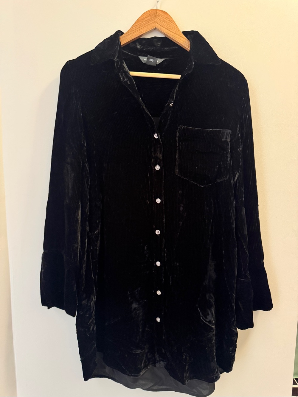 Club Monaco Black Velvet Button-Down Shirt - Small